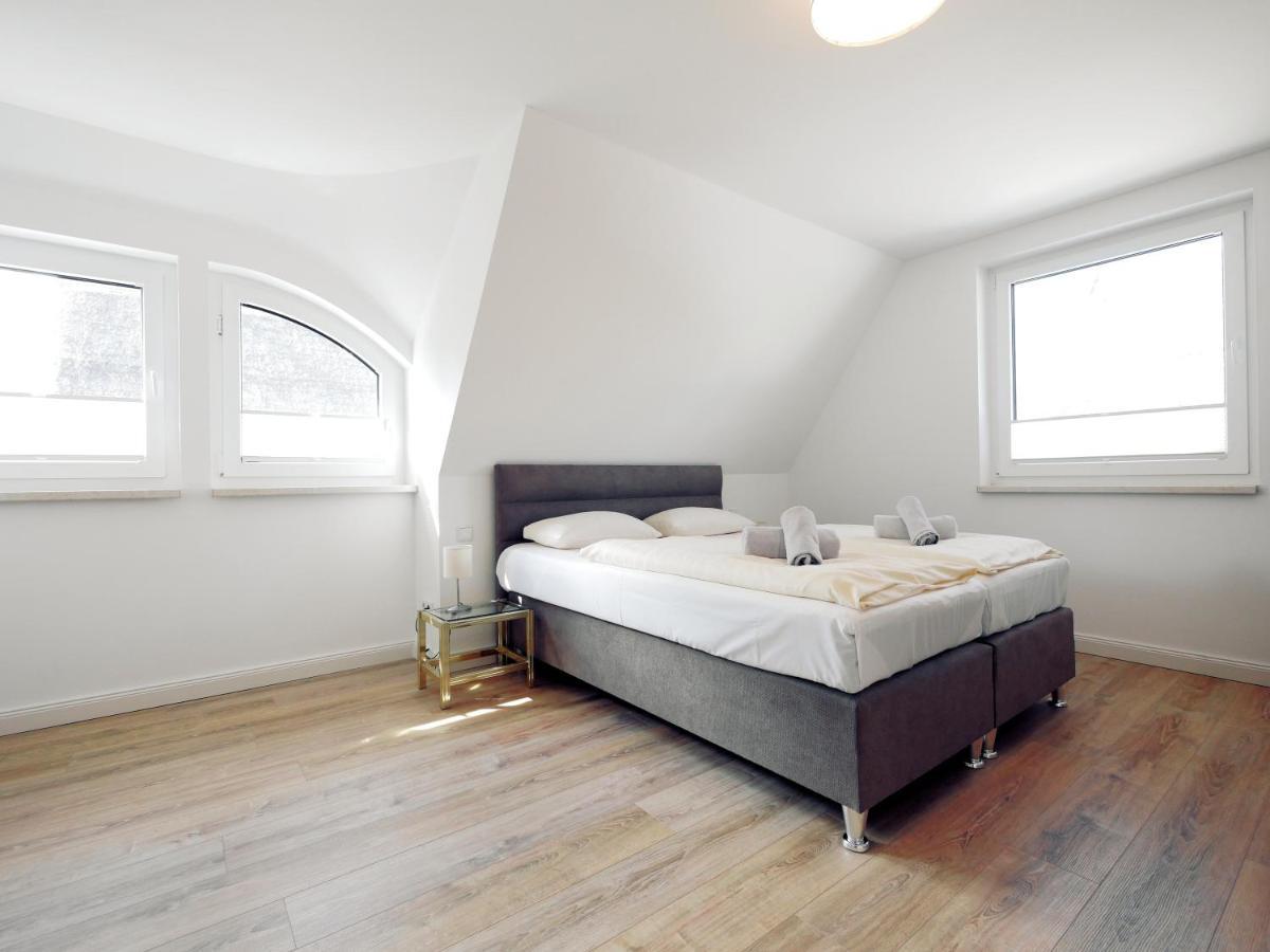Ferienwohnungen Am Reiterhof Sallenthin Neu Sallenthin Екстериор снимка